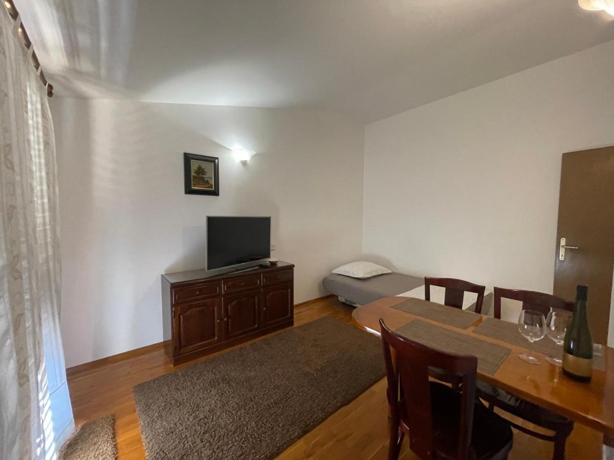 Apartment Jurasovic Makarska Phòng bức ảnh